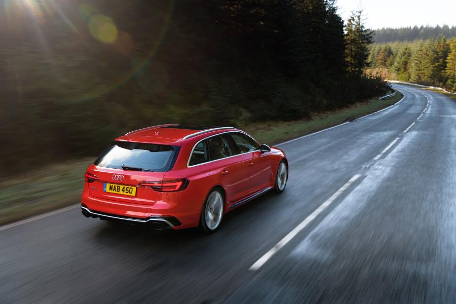  Audi RS4 Avant (B9) 2018 года  (UK) (фото 34 из 40)